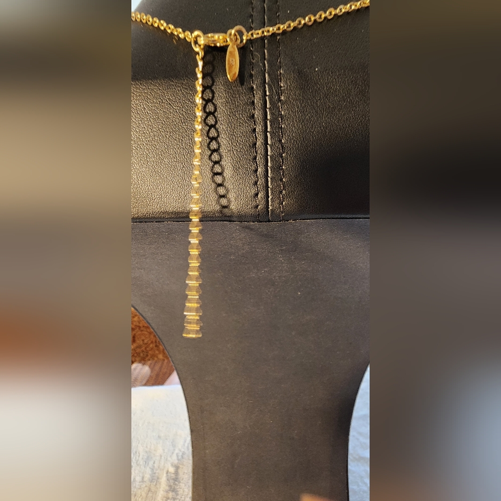 Avon Goldtone Cross Necklace with Baguette Crystals EUC - Picture 5 of 5